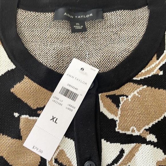 Ann Taylor sweater - Picture 4 of 4